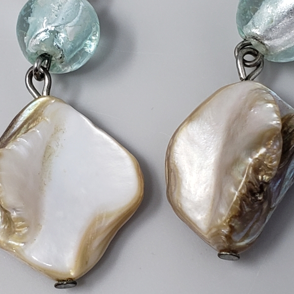 Natural Shell Drop Earrings - Picture 5 of 8